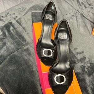 Women’s heels with box!